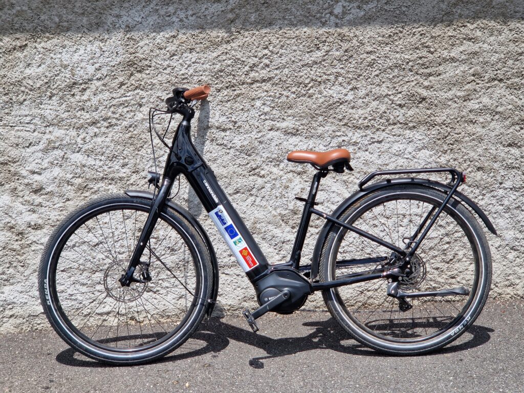 VTC AE CANNONDALE VTC AE CANNONDALE Adventure Neo 3 EQ à louer pour vos balades