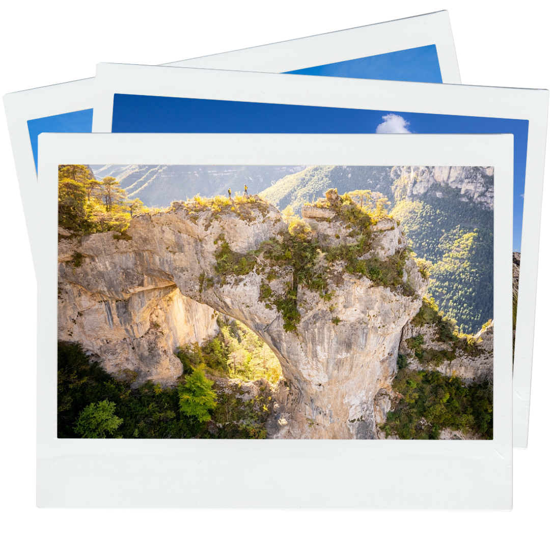 La Baousse del Biel sur le Causse Méjean en Lozère Randonnée de la Baousse del Biel sur le Causse Méjean et point de vue sur les Gorges du Tarn